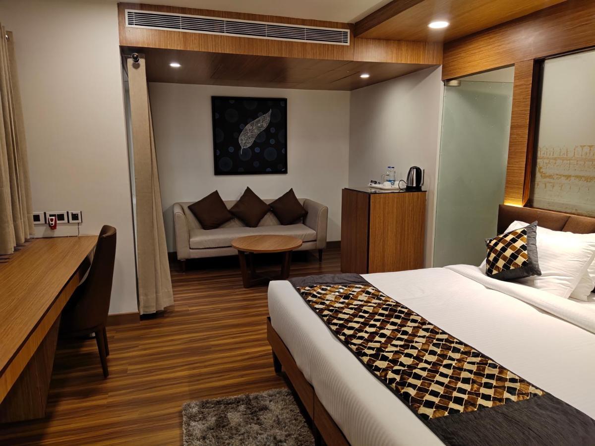 Delhieez - A Boutique Hotel New Delhi Exterior photo